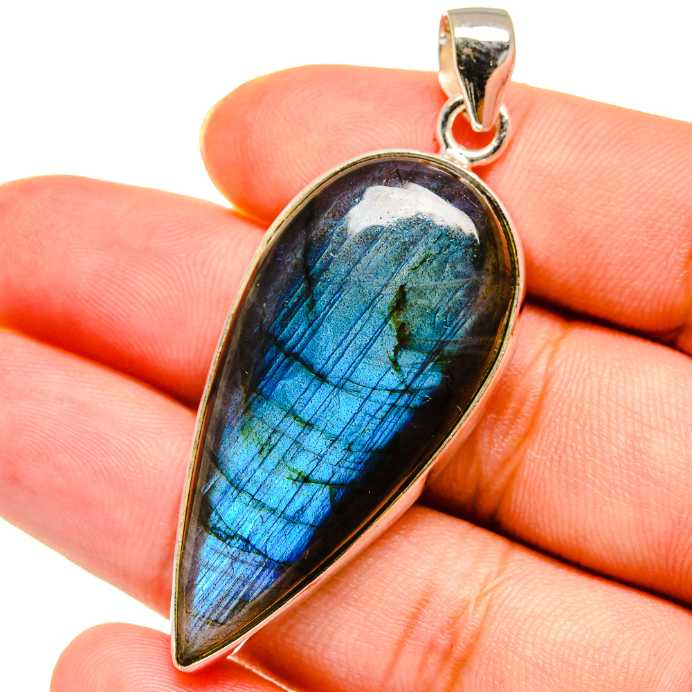 Labradorite Pendants handcrafted by Anasilvercos - PD13860