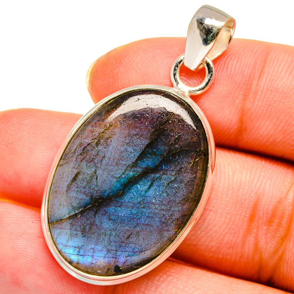 Labradorite Pendants handcrafted by Anasilvercos - PD13890