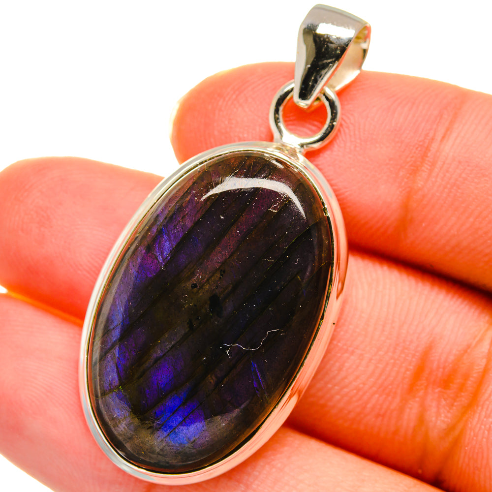 Labradorite Pendants handcrafted by Anasilvercos - PD14130