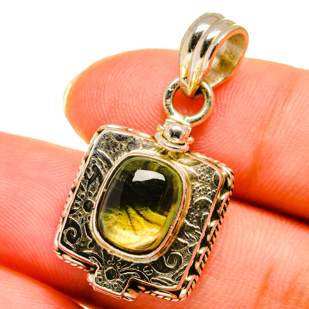Green Tourmaline Pendants handcrafted by Anasilvercos - PD14164