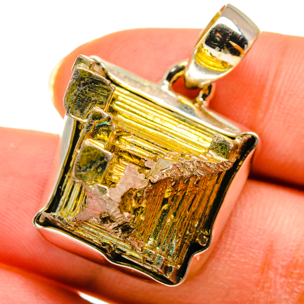 Bismuth Crystal Pendants handcrafted by Anasilvercos - PD14255