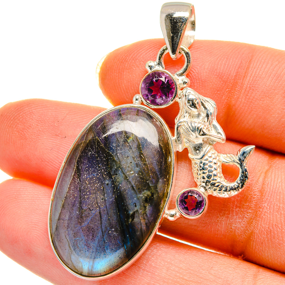 Labradorite Pendants handcrafted by Anasilvercos - PD14304