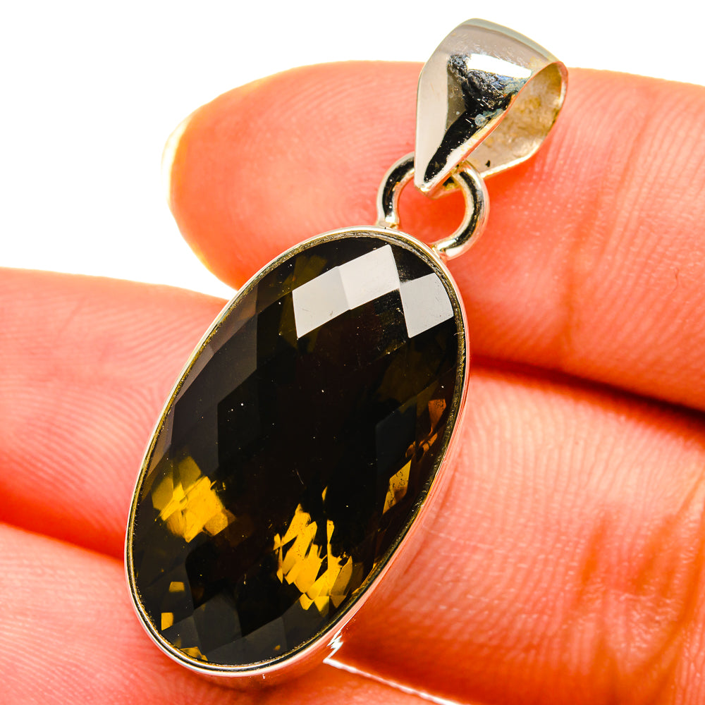 Olive Quartz Pendants handcrafted by Anasilvercos - PD14373