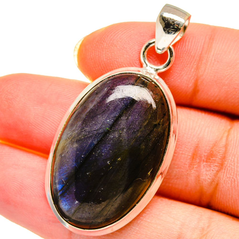 Labradorite Pendants handcrafted by Anasilvercos - PD14394
