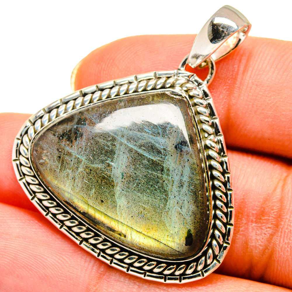 Labradorite Pendants handcrafted by Anasilvercos - PD14445