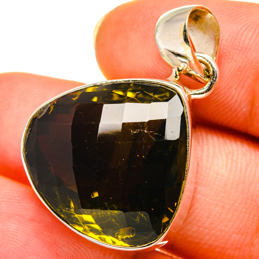 Olive Quartz Pendants handcrafted by Anasilvercos - PD14505