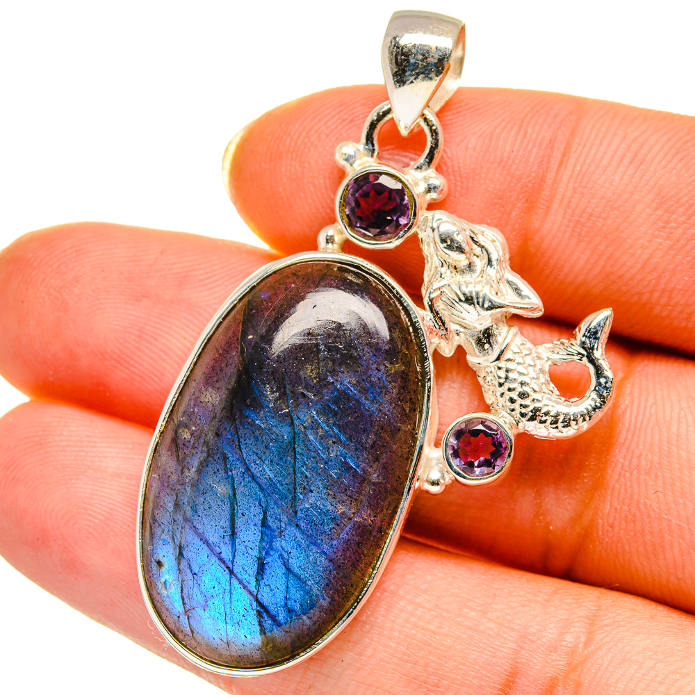 Labradorite Pendants handcrafted by Anasilvercos - PD14538