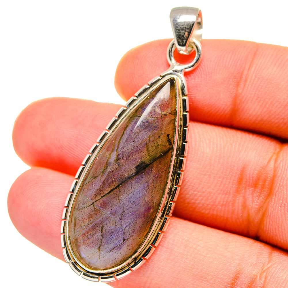 Labradorite Pendants handcrafted by Anasilvercos - PD14664