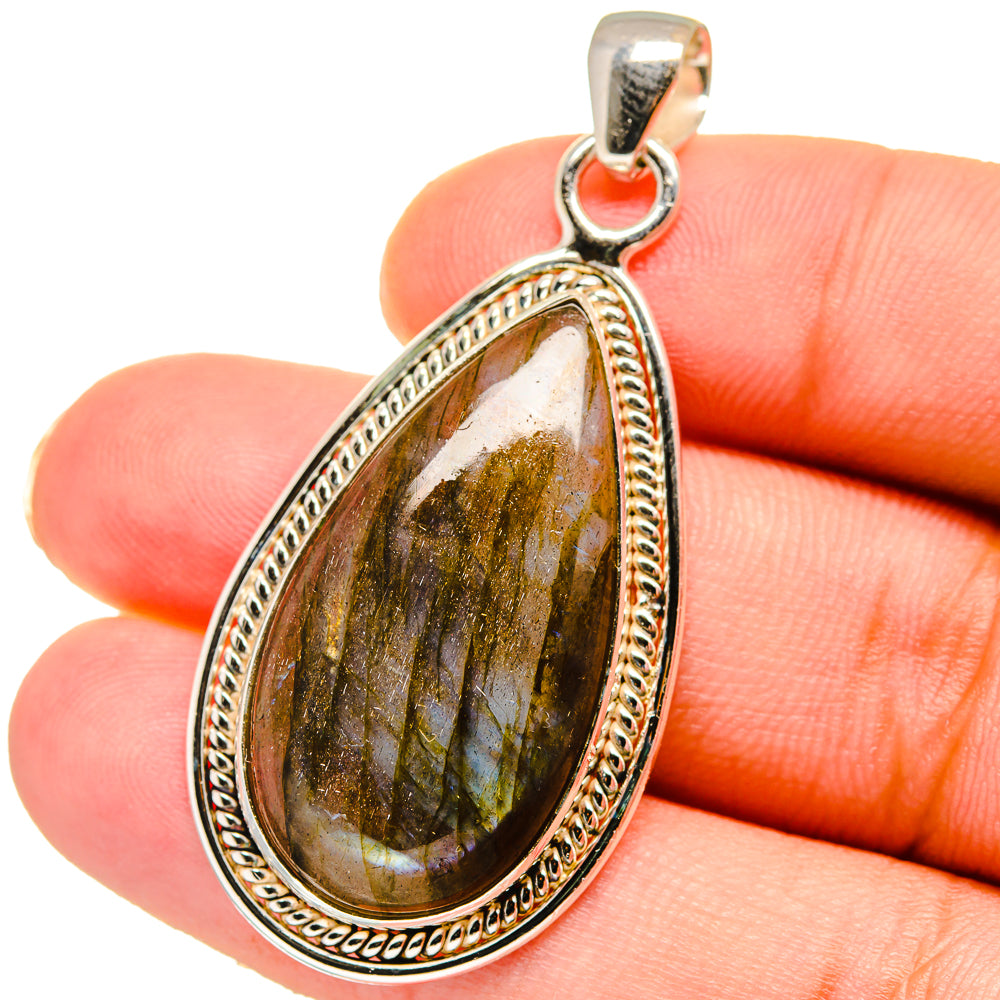 Labradorite Pendants handcrafted by Anasilvercos - PD14665