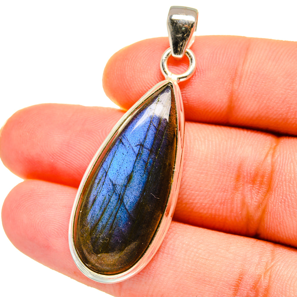 Labradorite Pendants handcrafted by Anasilvercos - PD14671