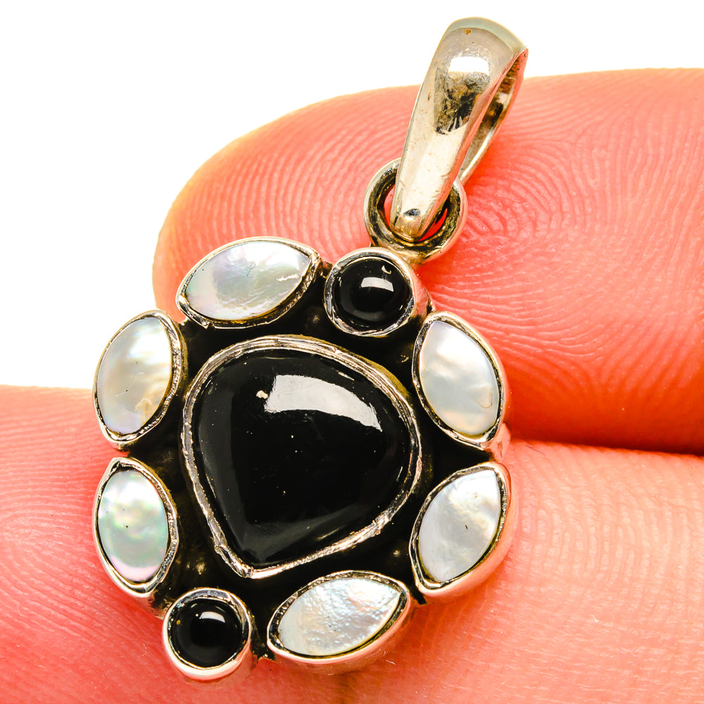 Black Onyx, Cultured Pearl Pendants handcrafted by Anasilvercos - PD14757