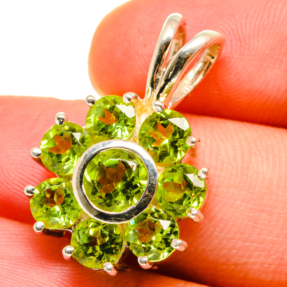 Peridot Pendants handcrafted by Anasilvercos - PD14758