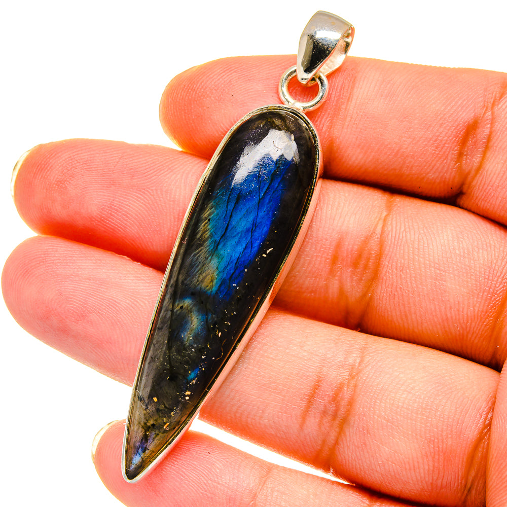 Labradorite Pendants handcrafted by Anasilvercos - PD14791