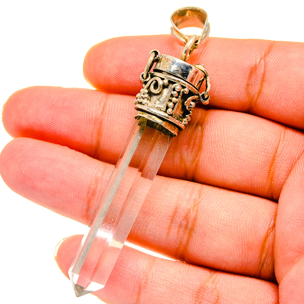 White Quartz Pendants handcrafted by Anasilvercos - PD14797