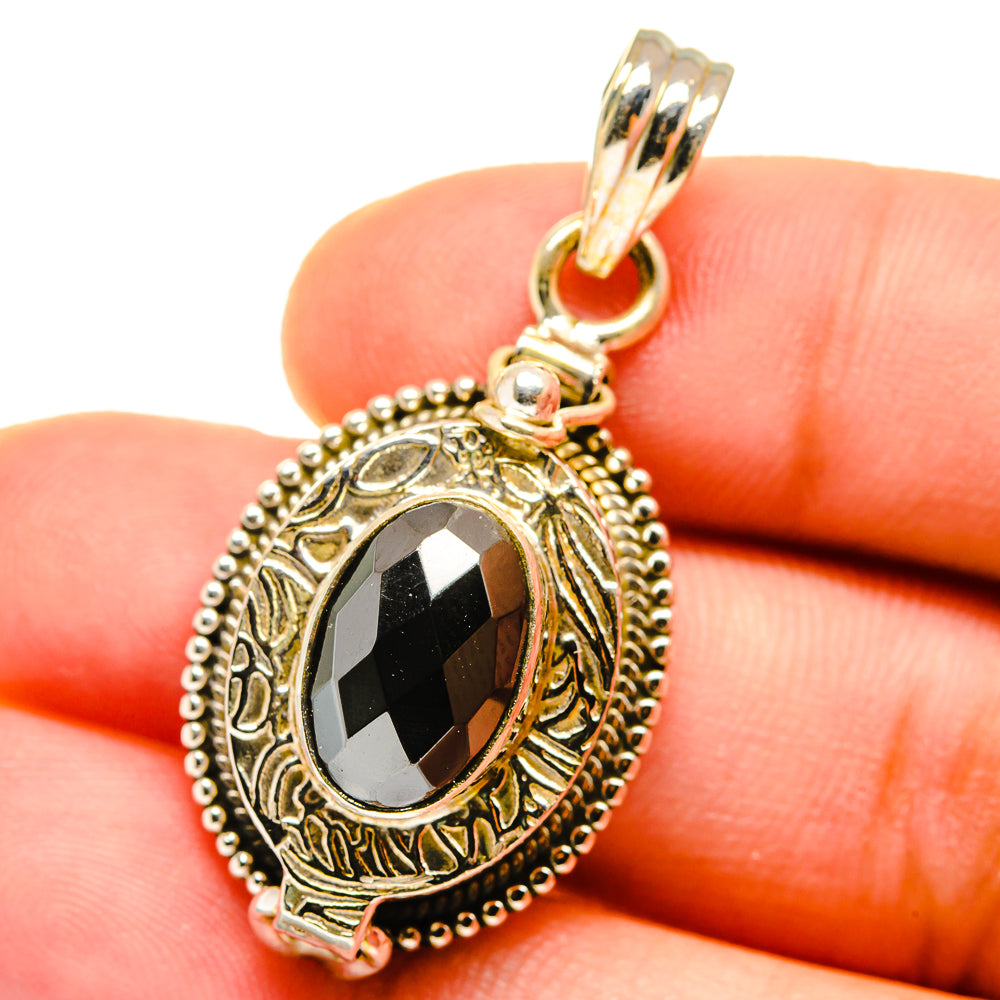 Hematite Pendants handcrafted by Anasilvercos - PD14823