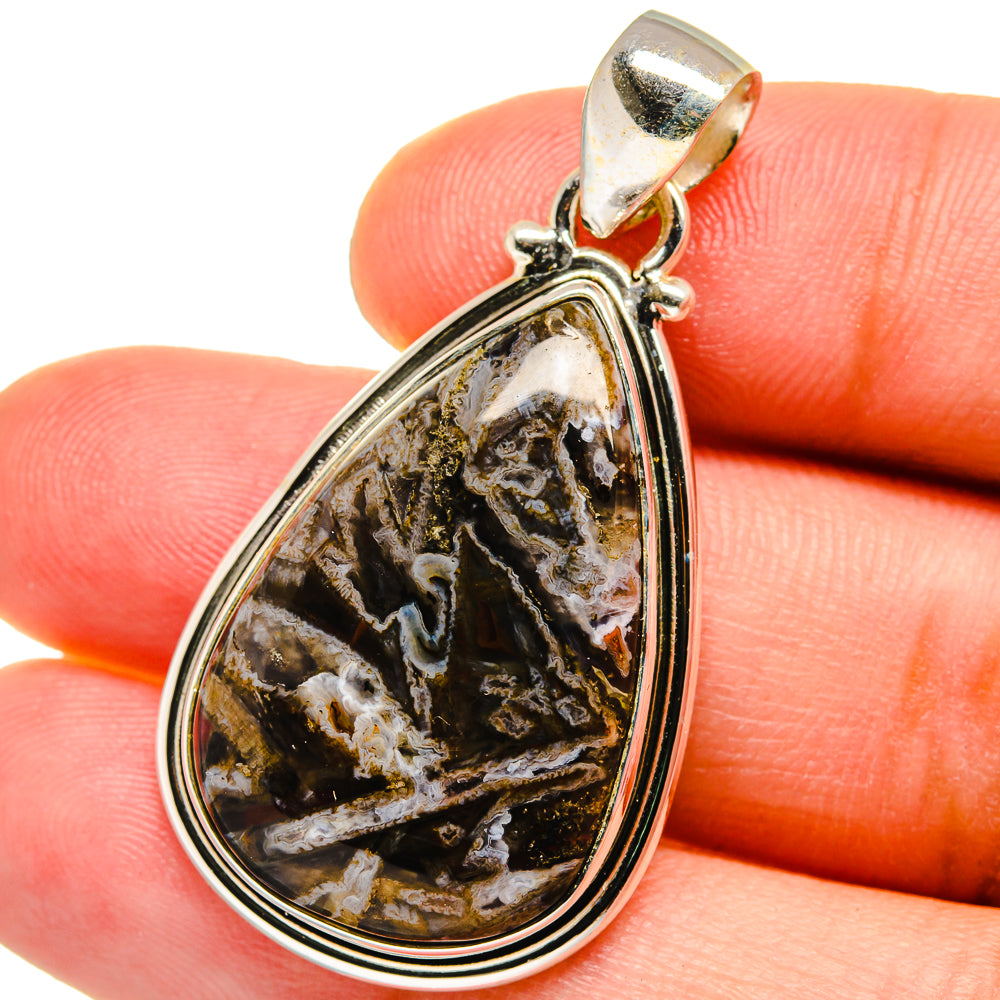 Turkish Tube Agate Pendants handcrafted by Anasilvercos - PD14881