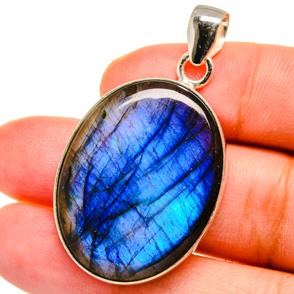 Labradorite Pendants handcrafted by Anasilvercos - PD14888