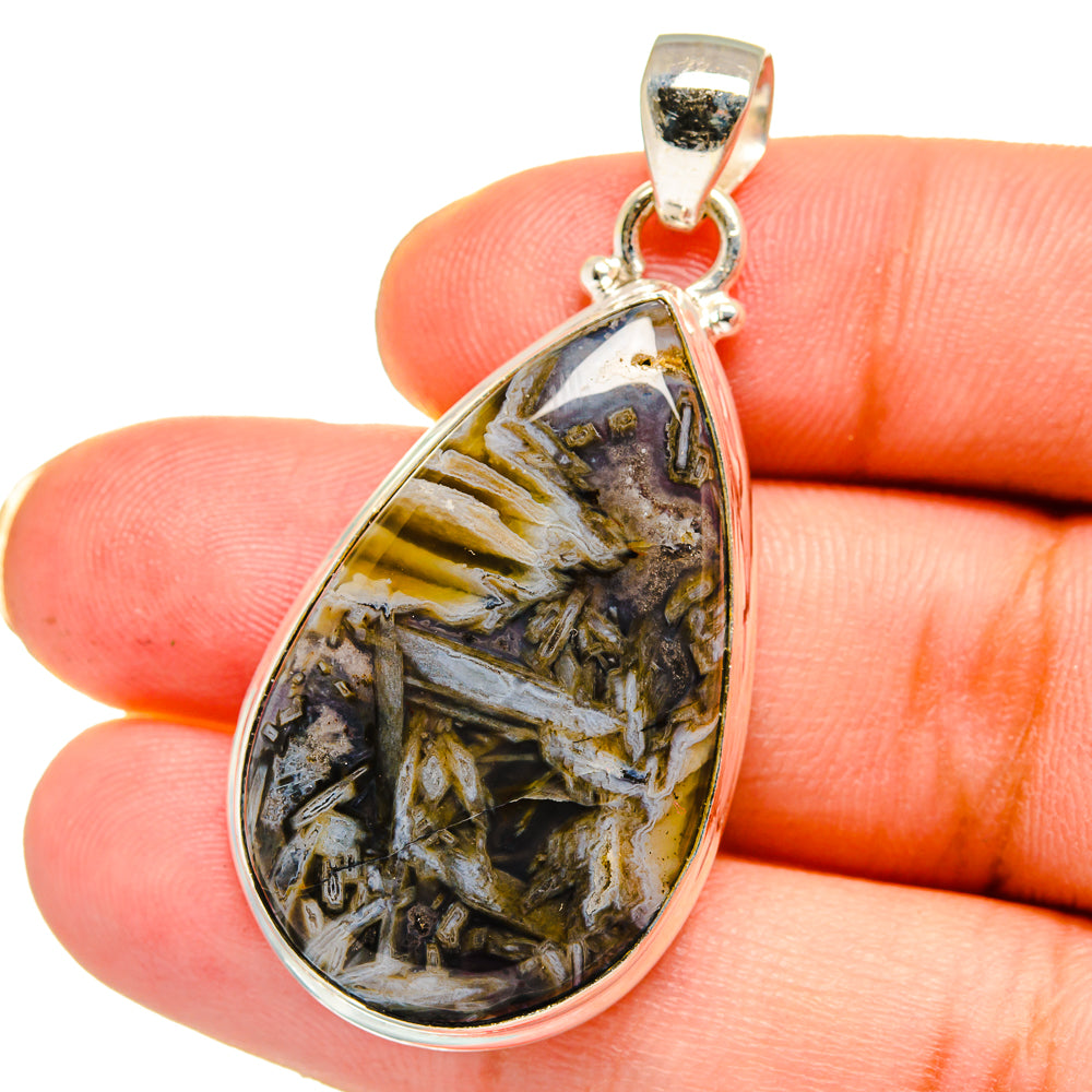 Turkish Tube Agate Pendants handcrafted by Anasilvercos - PD14893