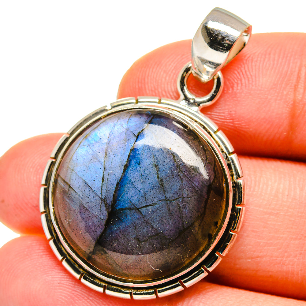 Labradorite Pendants handcrafted by Anasilvercos - PD14896