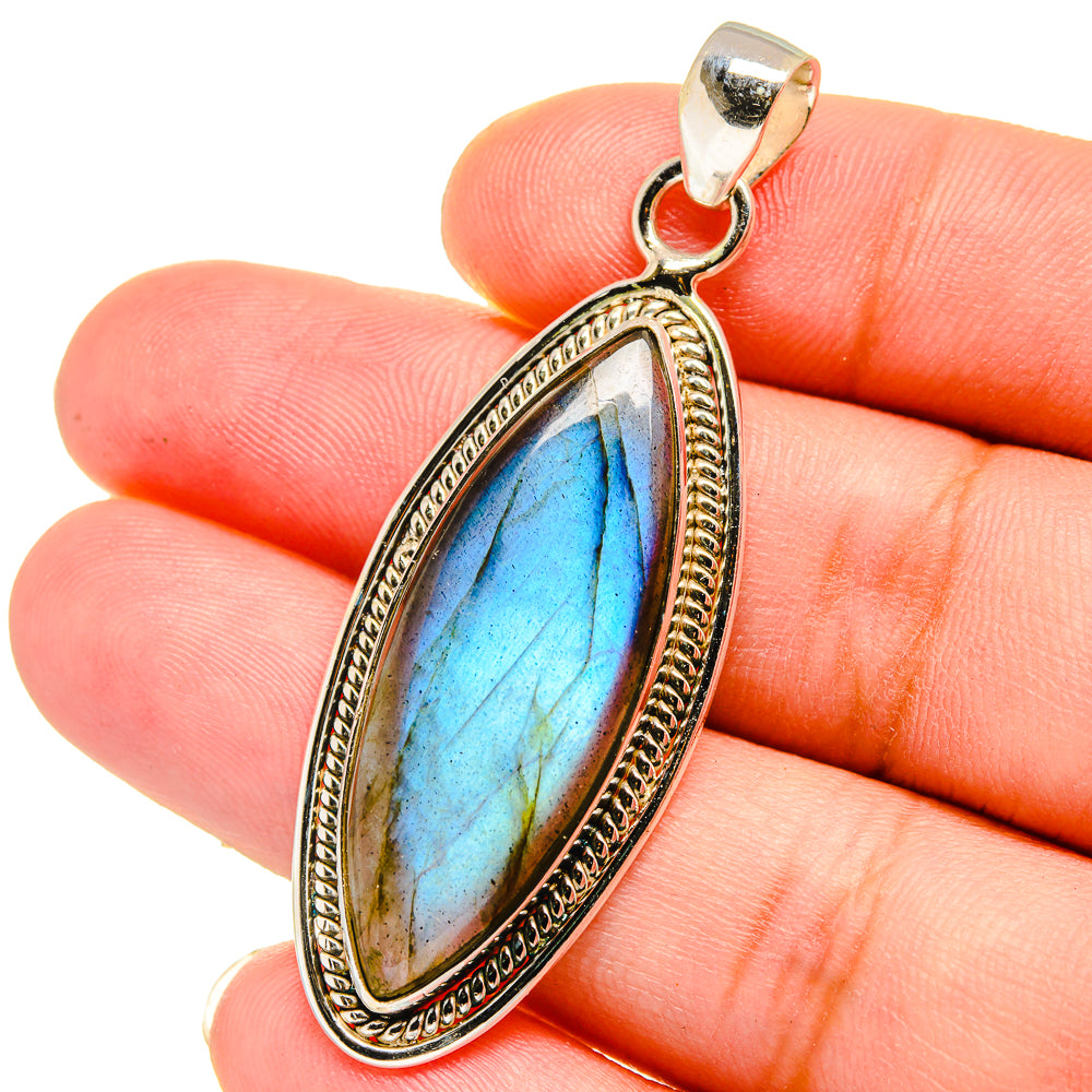 Labradorite Pendants handcrafted by Anasilvercos - PD14897