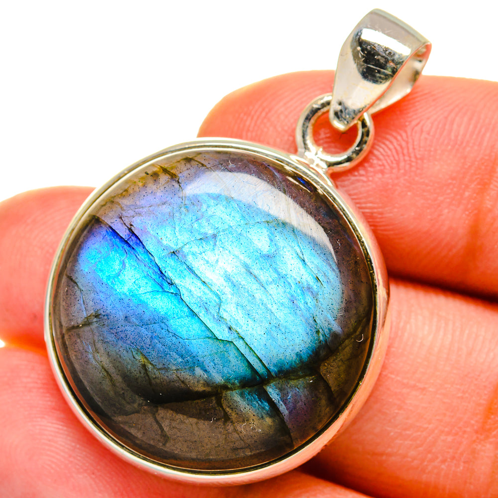 Labradorite Pendants handcrafted by Anasilvercos - PD14904