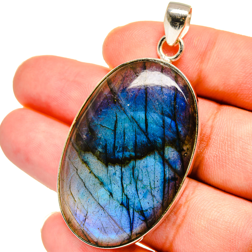 Labradorite Pendants handcrafted by Anasilvercos - PD15050