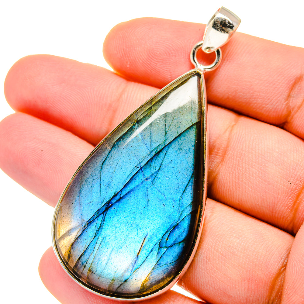 Labradorite Pendants handcrafted by Anasilvercos - PD15283