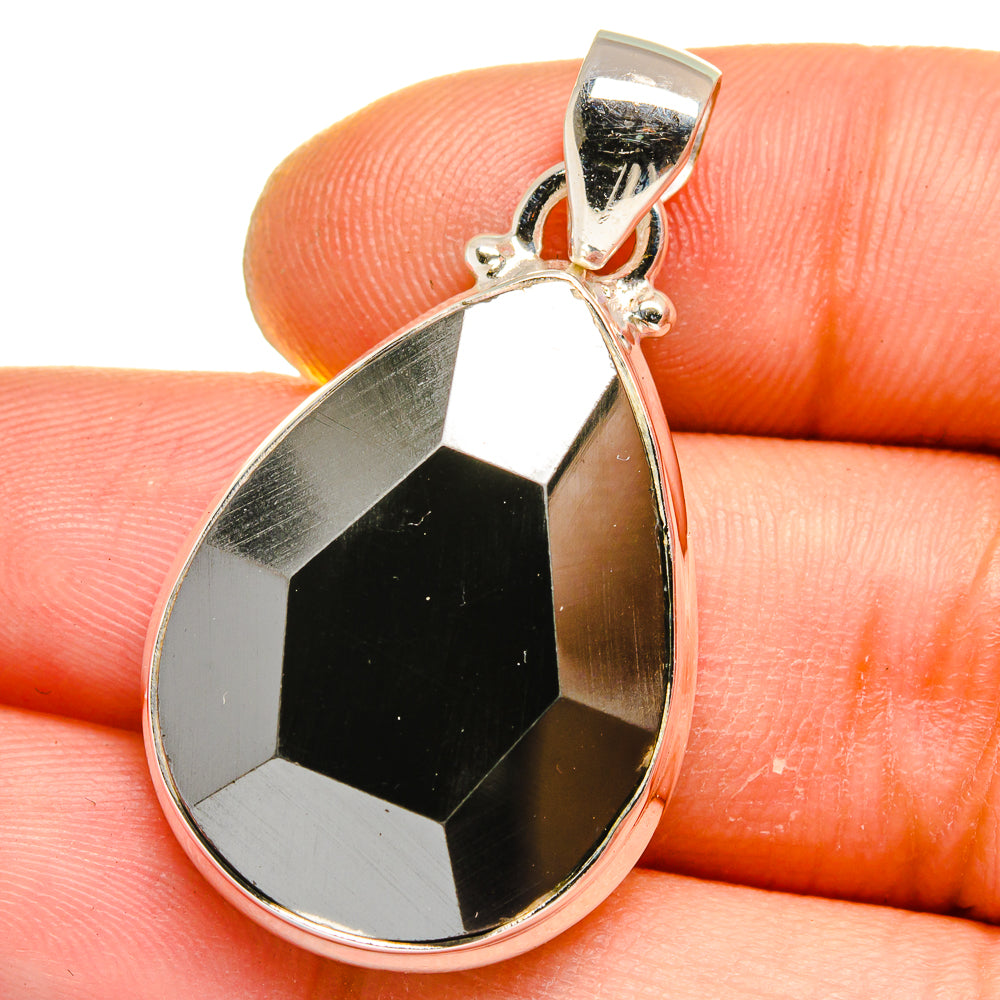 Hematite Pendants handcrafted by Anasilvercos - PD15700