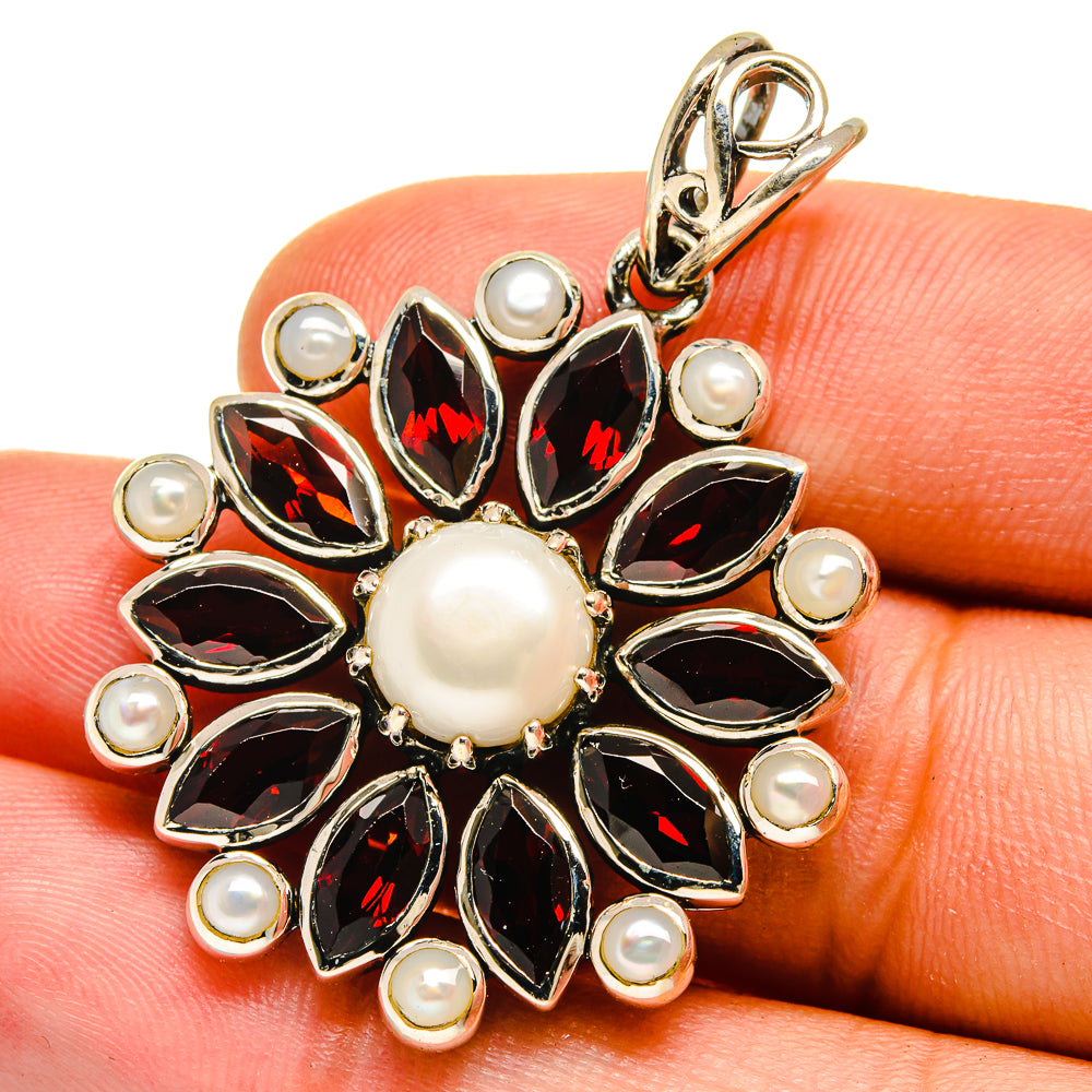 Garnet Pendants handcrafted by Anasilvercos - PD16024