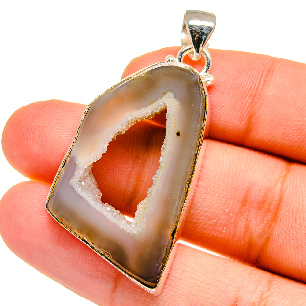 Geode Slice Pendants handcrafted by Anasilvercos - PD16114