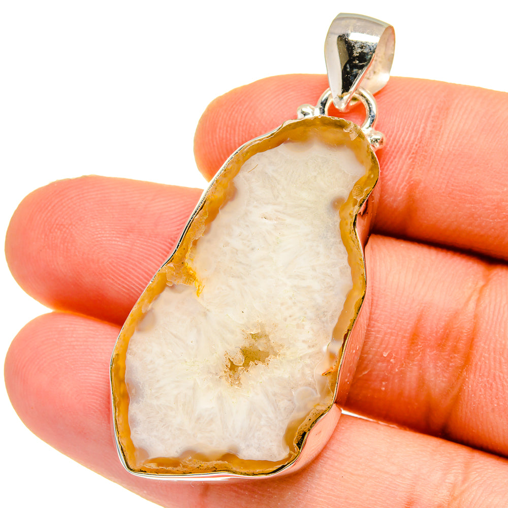 Geode Slice Pendants handcrafted by Anasilvercos - PD16115