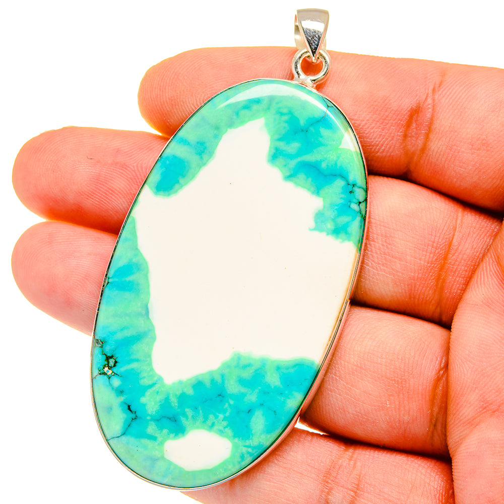 Green Howlite Pendants handcrafted by Anasilvercos - PD16142
