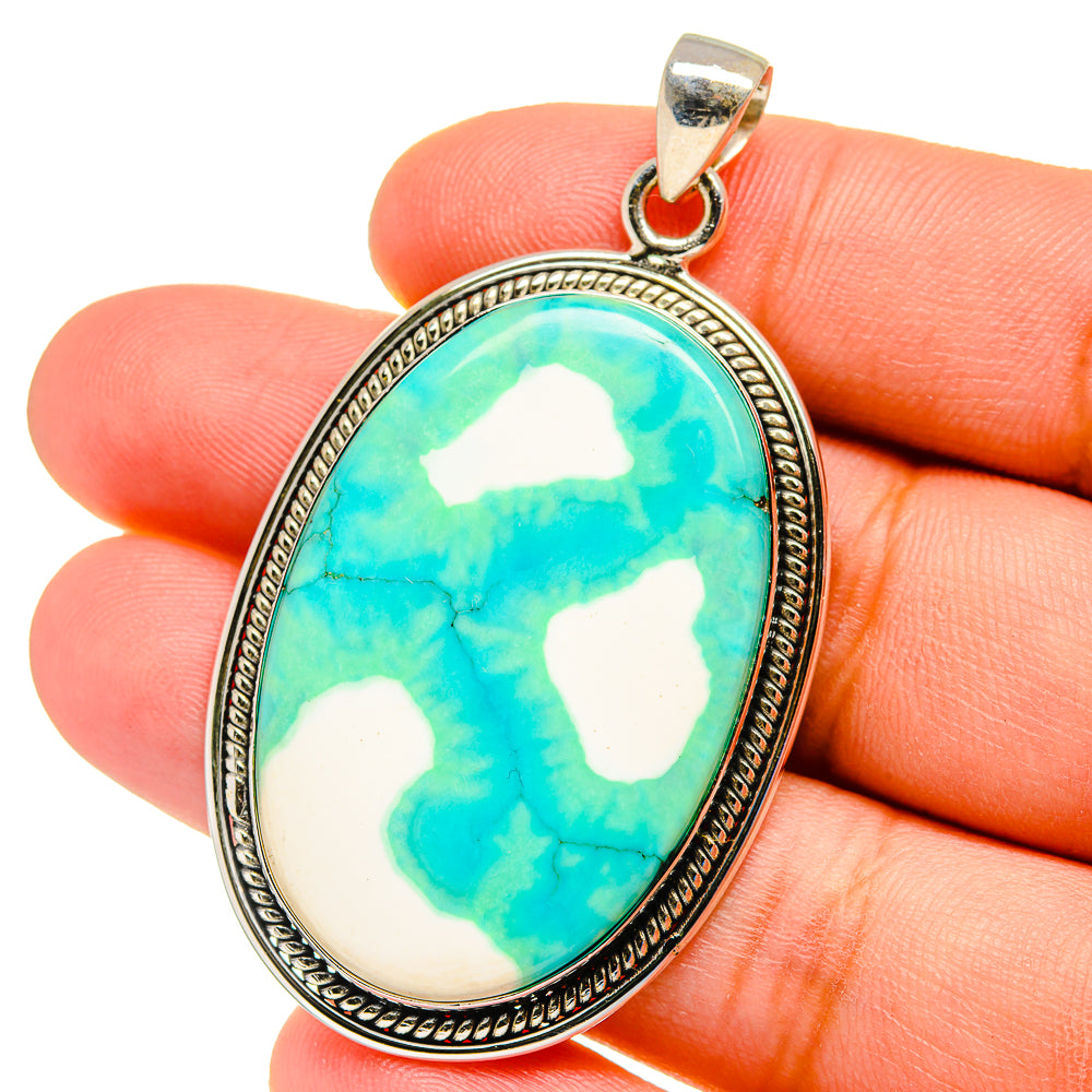 Green Howlite Pendants handcrafted by Anasilvercos - PD16305