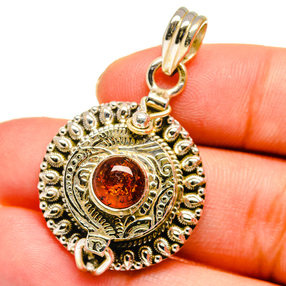 Baltic Amber Pendants handcrafted by Anasilvercos - PD16351