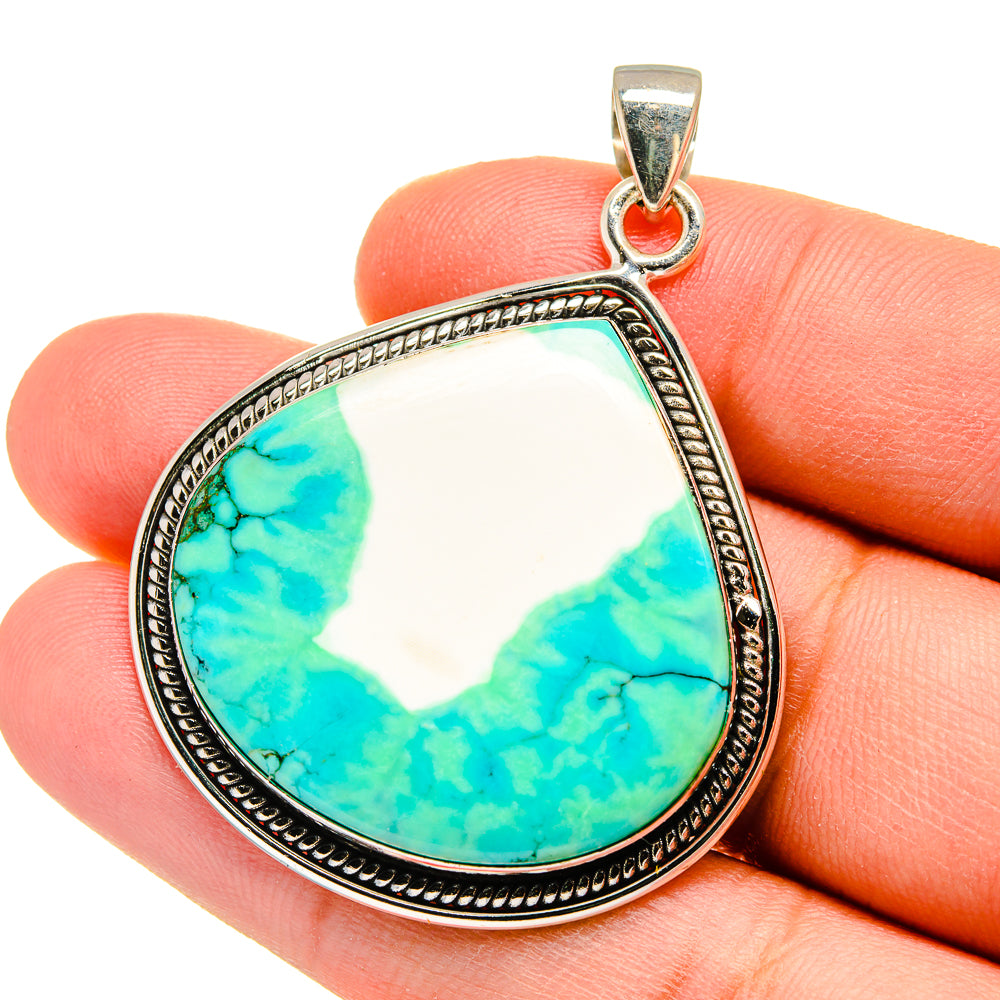 Green Howlite Pendants handcrafted by Anasilvercos - PD16414