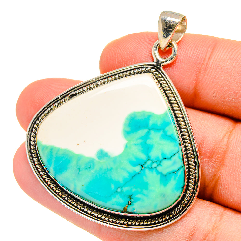 Green Howlite Pendants handcrafted by Anasilvercos - PD16455