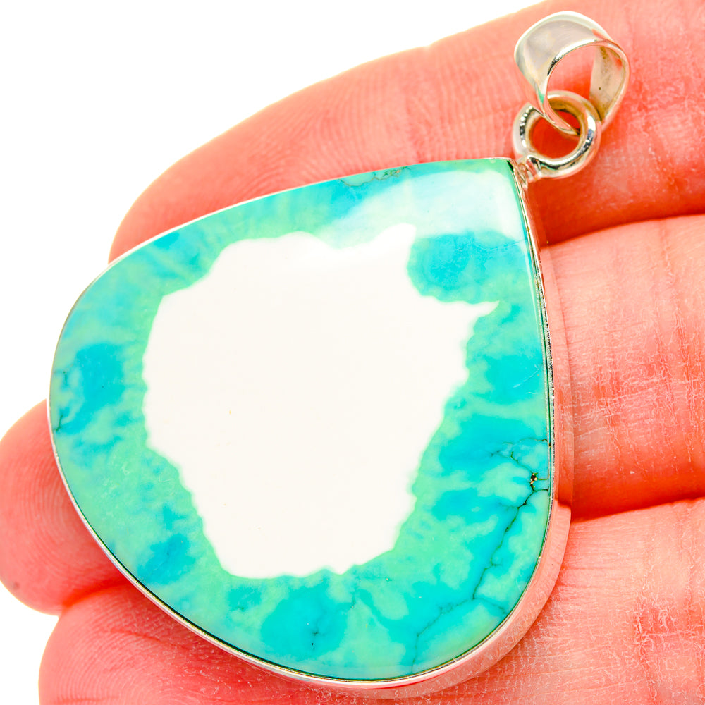 Green Howlite Pendants handcrafted by Anasilvercos - PD16598