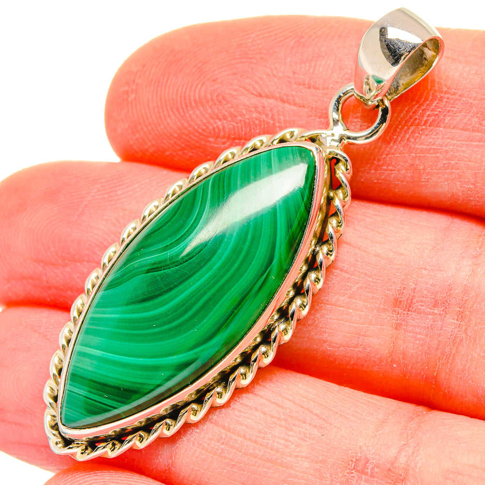 Malachite Pendants handcrafted by Anasilvercos - PD16599