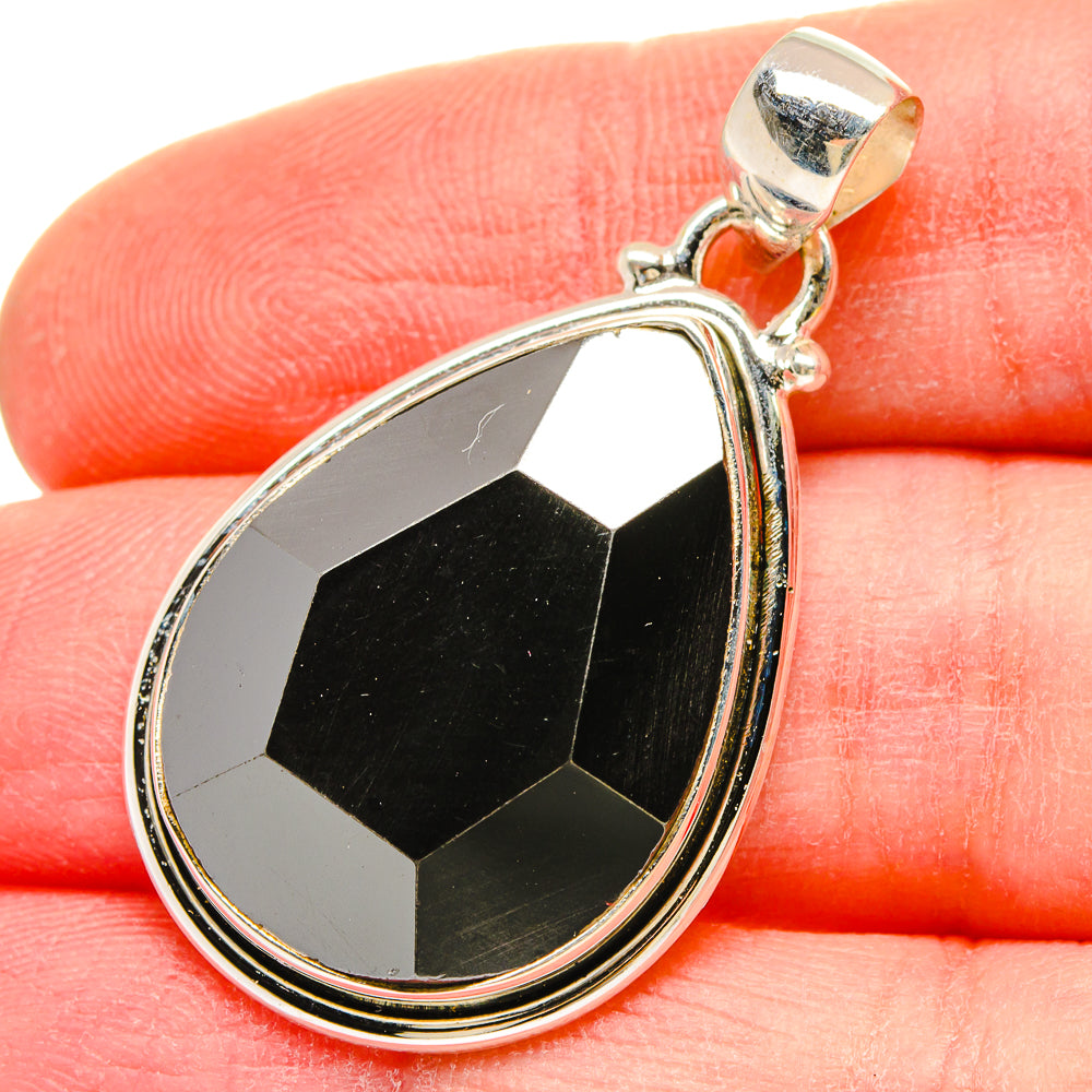 Hematite Pendants handcrafted by Anasilvercos - PD16649