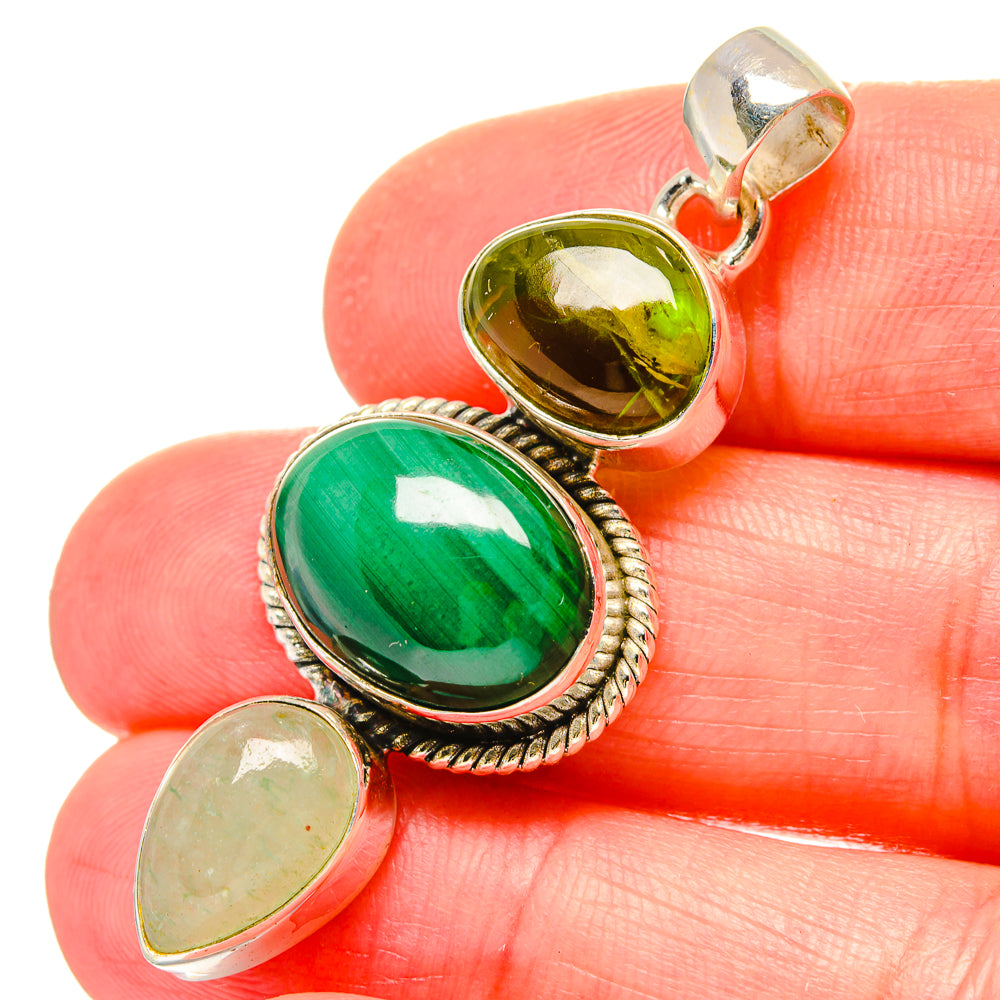 Malachite Pendants handcrafted by Anasilvercos - PD16692