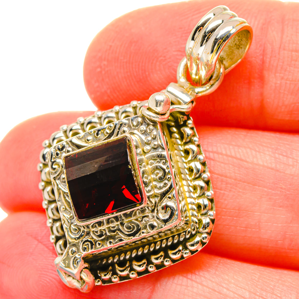 Garnet Pendants handcrafted by Anasilvercos - PD16727