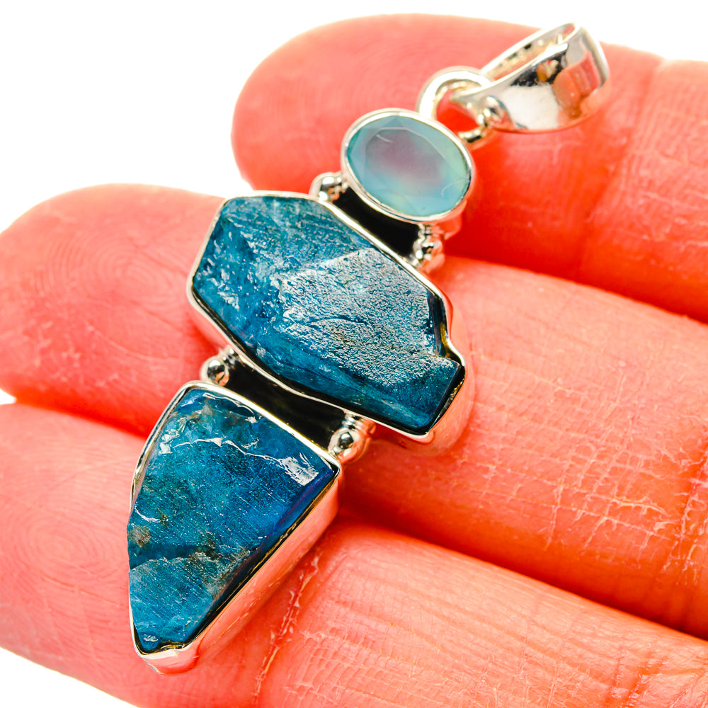 Apatite Pendants handcrafted by Anasilvercos - PD17297