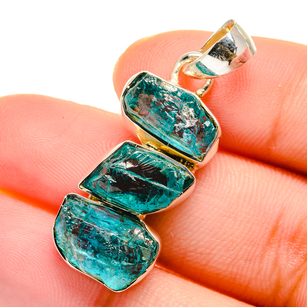 Apatite Pendants handcrafted by Anasilvercos - PD17562