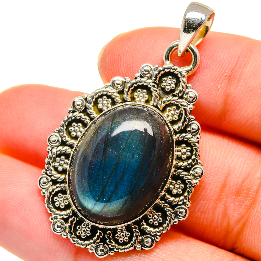 Labradorite Pendants handcrafted by Anasilvercos - PD17699