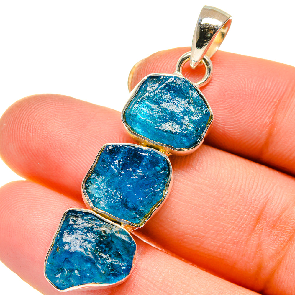 Apatite Pendants handcrafted by Anasilvercos - PD17799
