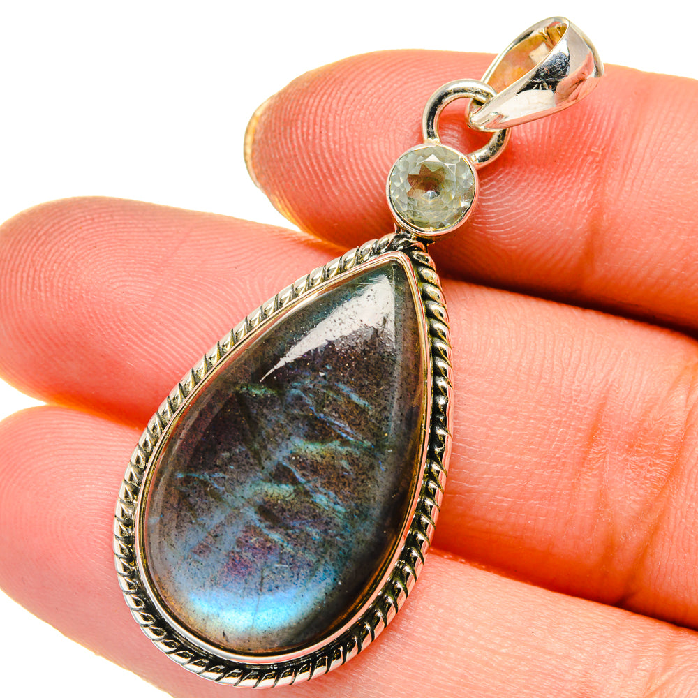 Labradorite Pendants handcrafted by Anasilvercos - PD17804