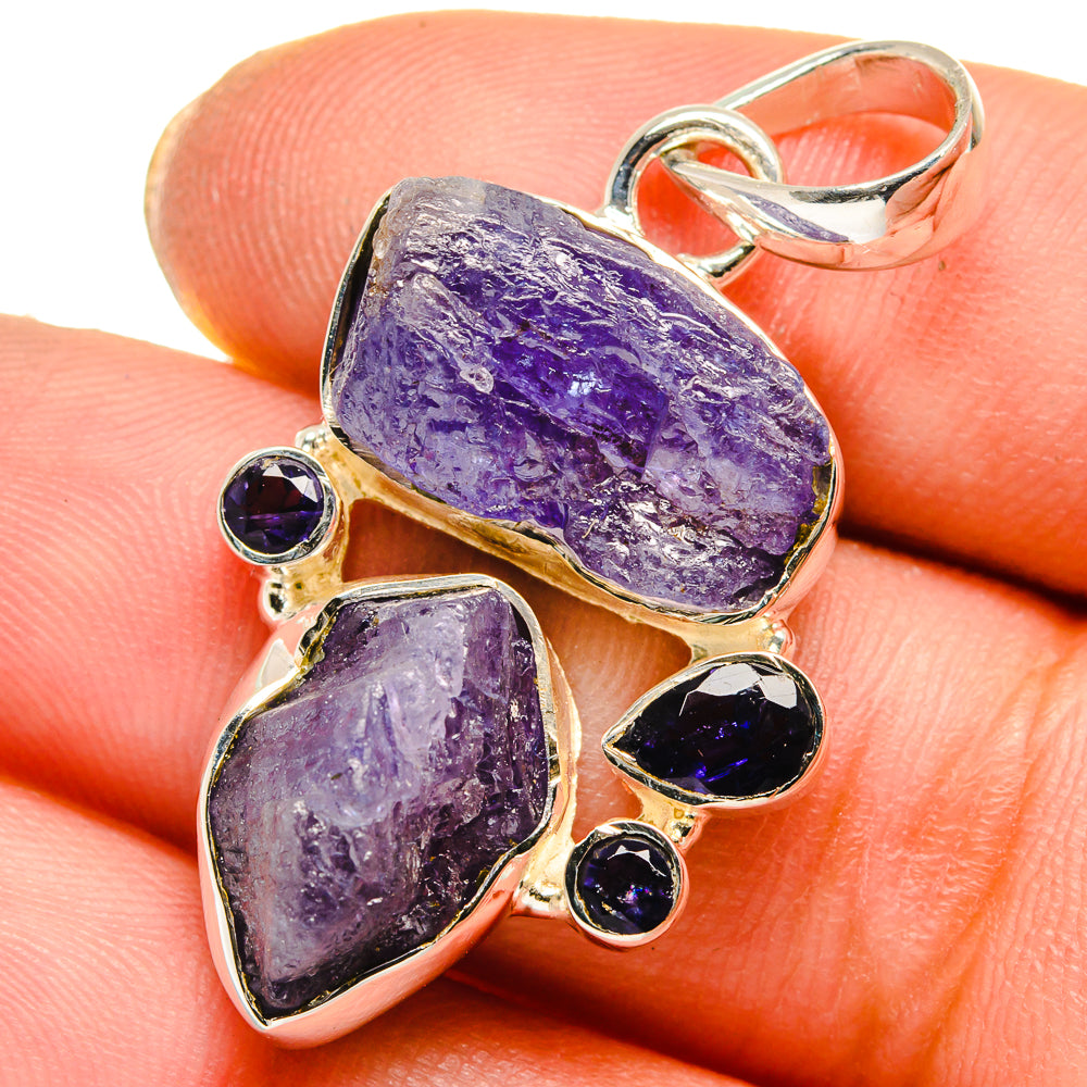 Tanzanite Pendants handcrafted by Anasilvercos - PD17827
