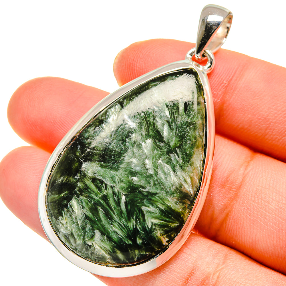 Serpahinite Pendants handcrafted by Anasilvercos - PD17915