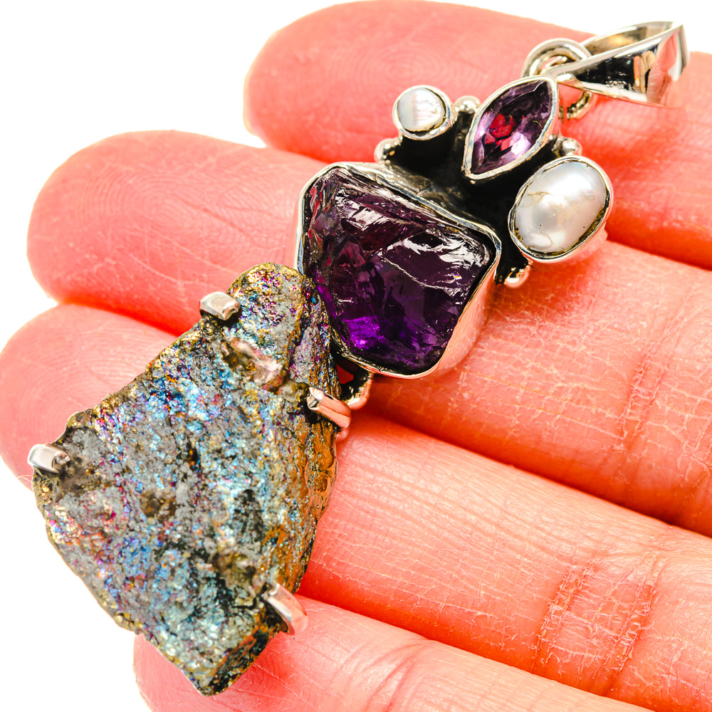 Titanium Druzy Pendants handcrafted by Anasilvercos - PD17955