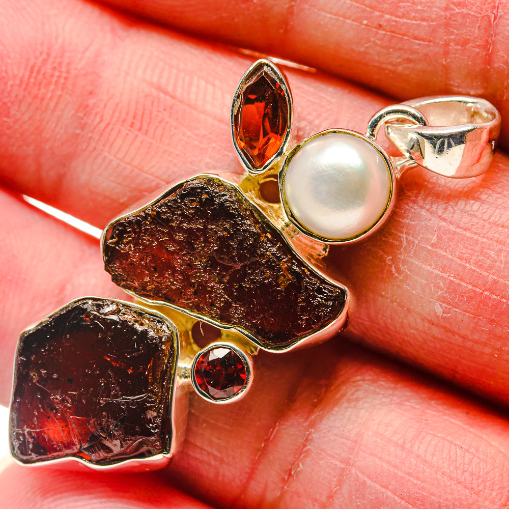 Garnet Pendants handcrafted by Anasilvercos - PD18140